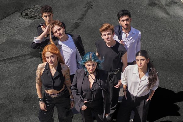 Manteau britannique : recréer l'élégance peaky blinders avec style et audace